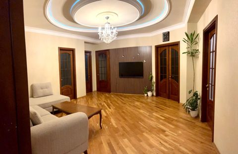 Satılır 4 otaqlı yeni tikili 158 m² — Bakı