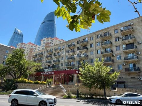Köhnə tikili Satılır Səbail r., İçəri Şəhər m., 2 otaq, 45 m² — Bakı