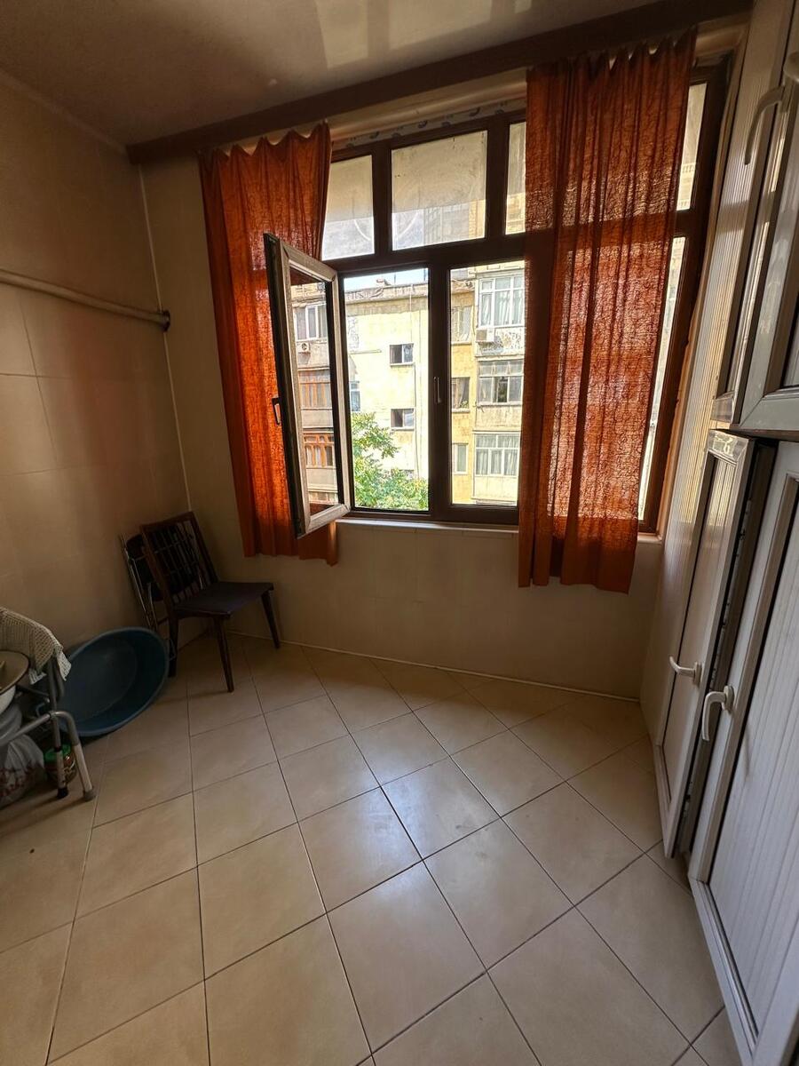Satılır 3 otaqlı köhnə tikili 70 m² — Mənzil, Bakı (12)