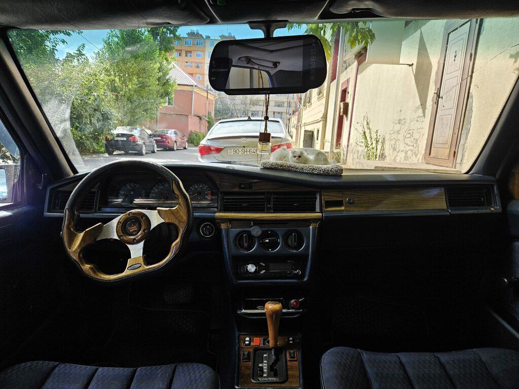 Mercedes 190, 2.0 L, 1990 il, 559 800 km 50-DX-155 — Avtomobillər, Bakı (7)
