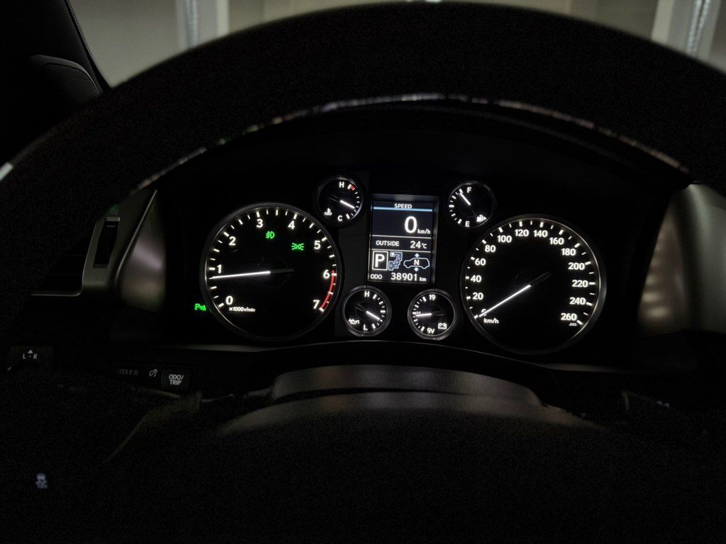 Lexus LX 570, 5.7 L, 2013 il, 39 000 km — Avtomobillər, Bakı (12)