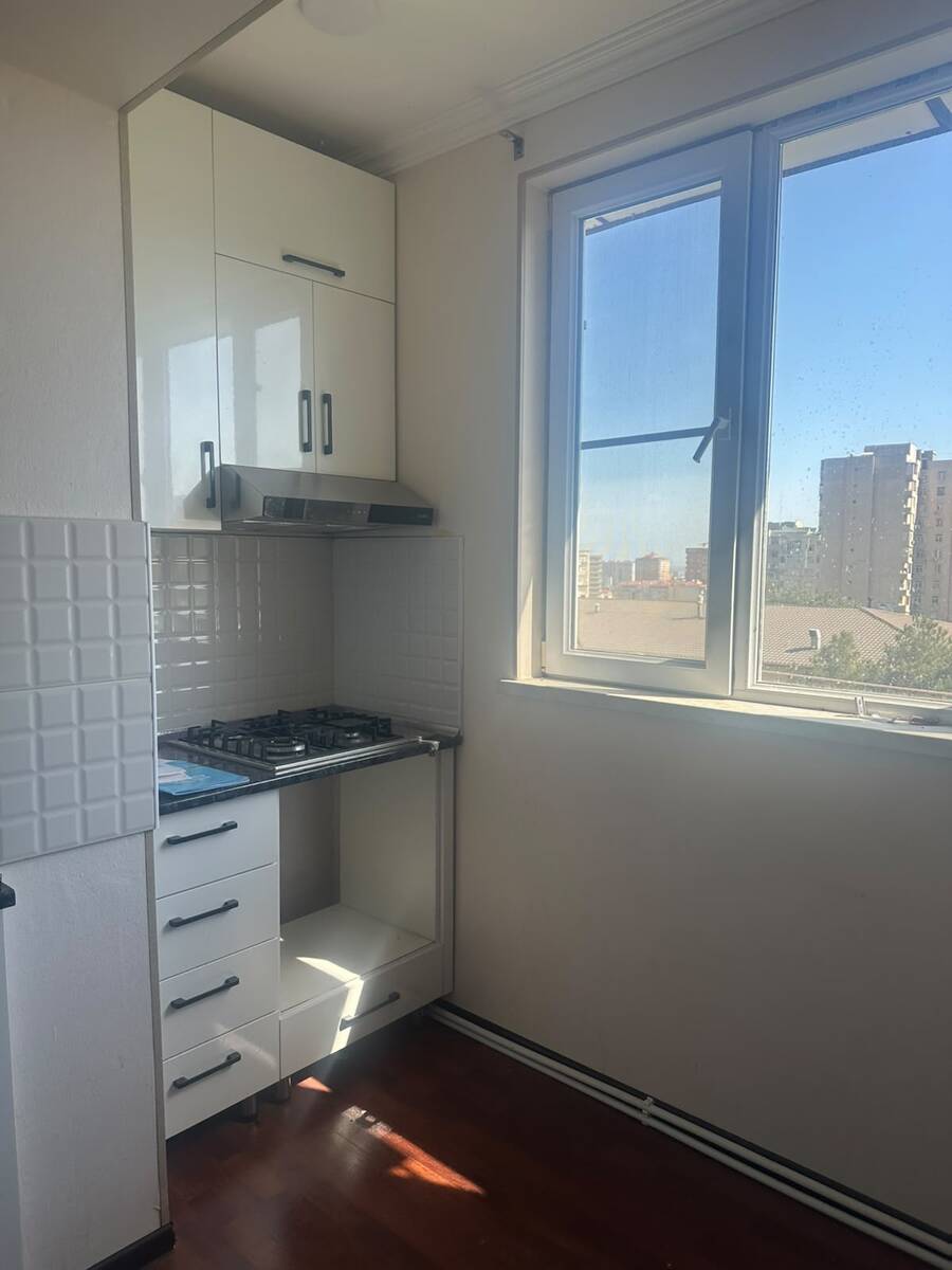 İcarəyə verilir 2 otaqlı köhnə tikili 65 m² — Mənzil, Bakı (8)