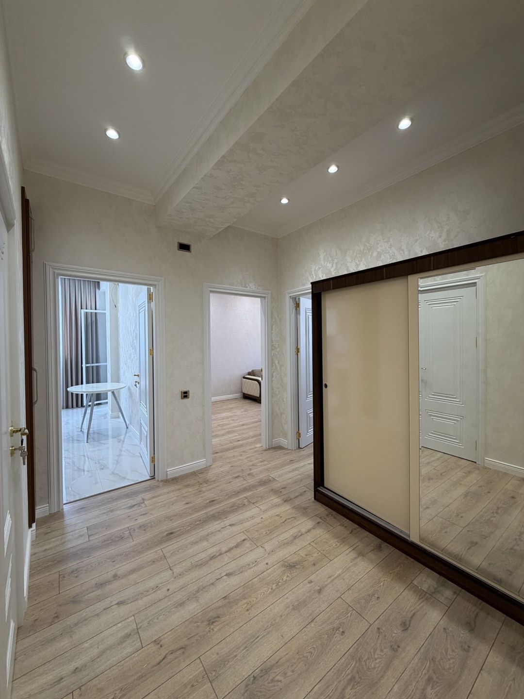 Satılır 2 otaqlı yeni tikili 86 m² — Mənzil, Bakı (10)
