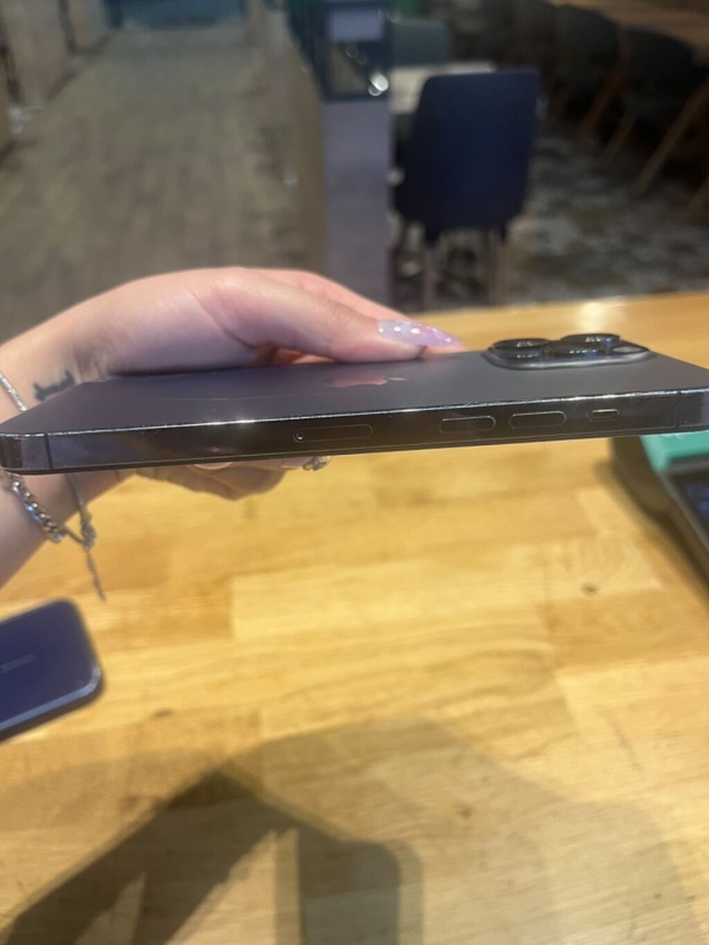 IPhone 14 Pro, Deep Purple, Qırıq — Apple iPhone, Bakı (3)