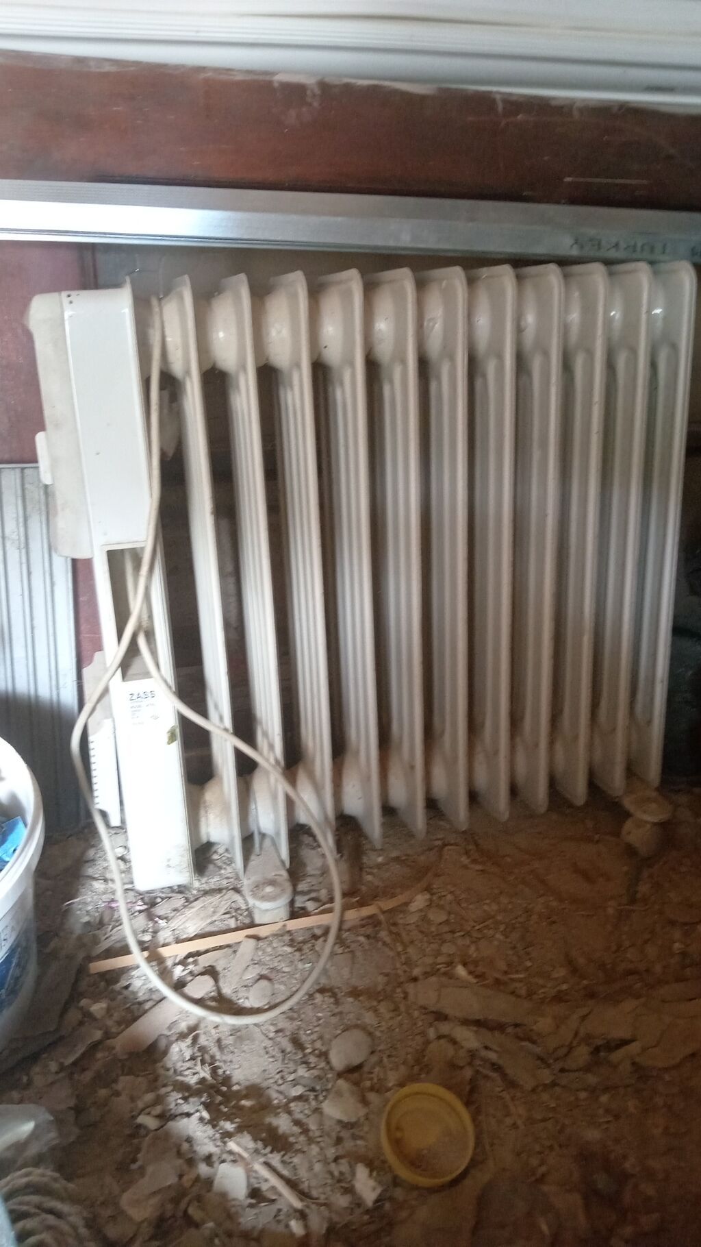 Radiator 12 seksiyali satilir — Isıtıcılar və isı ventilatorları, Bakı