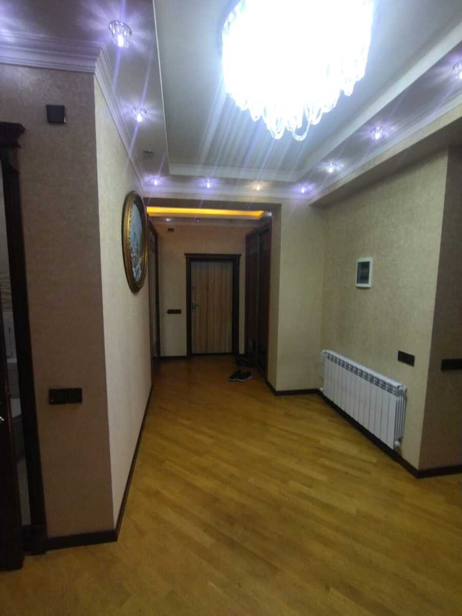 Satılır 4 otaqlı köhnə tikili 181 m² — Mənzil, Sumqayıt (7)