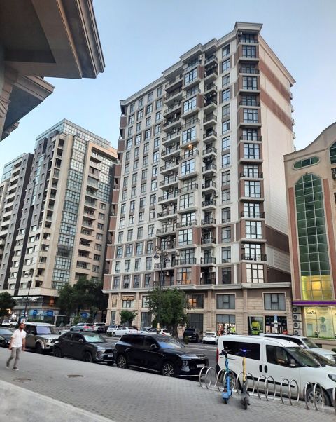 Satılır 3 otaqlı yeni tikili 112 m² — Bakı