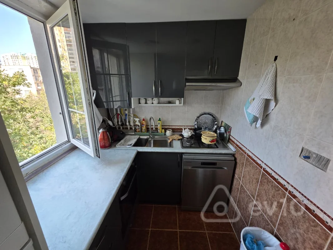 3 otaqlı mənzil, 70 m², Cəmşid Naxçıvanski küç. 8 km bazar, 220 nomreli mektebe yaxin — Mənzil, Bakı (12)