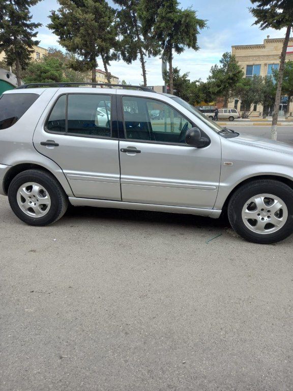 Mercedes ML 320, 3.2 L, 2001 il, 317 000 km 90-ZM-155 — Avtomobillər, Sumqayıt (3)