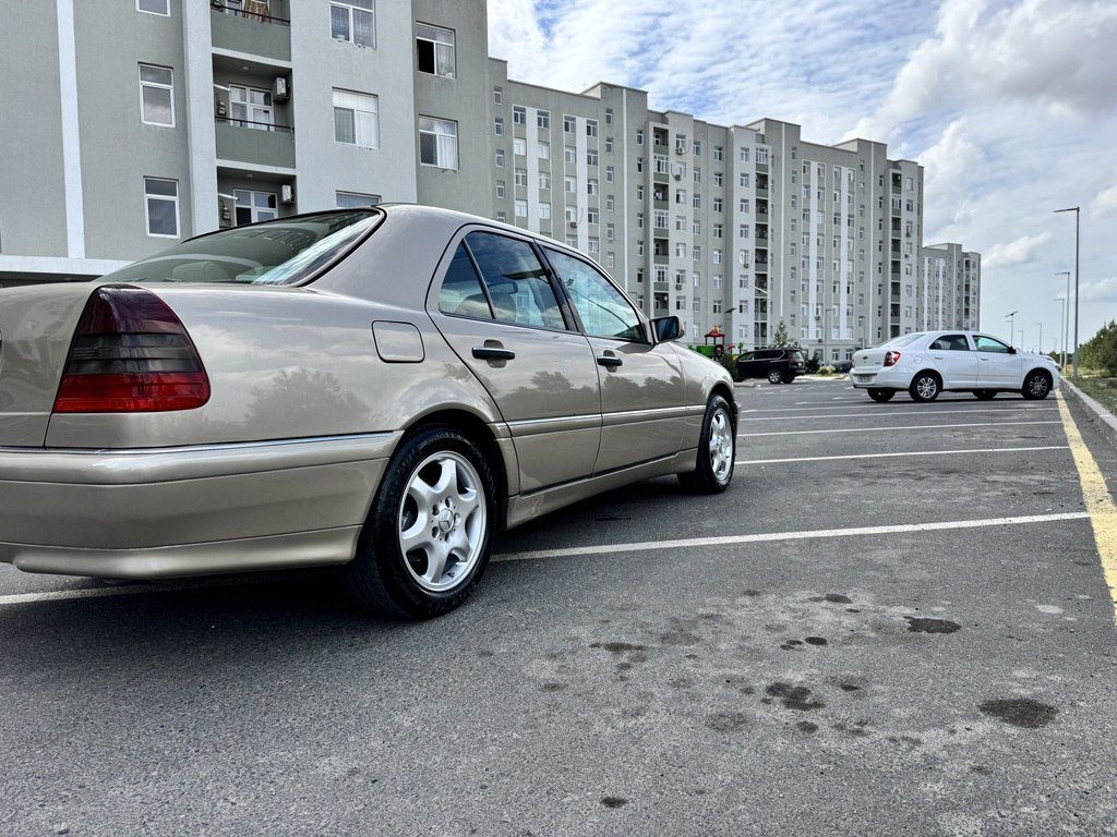 Mercedes C 230, 2.3 L, 1999 il, 304 166 km — Avtomobillər, Bakı (3)