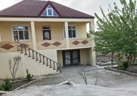 Satılır 3 otaqlı həyət evi/bağ evi 200 m² — Ev, bağ, kottec