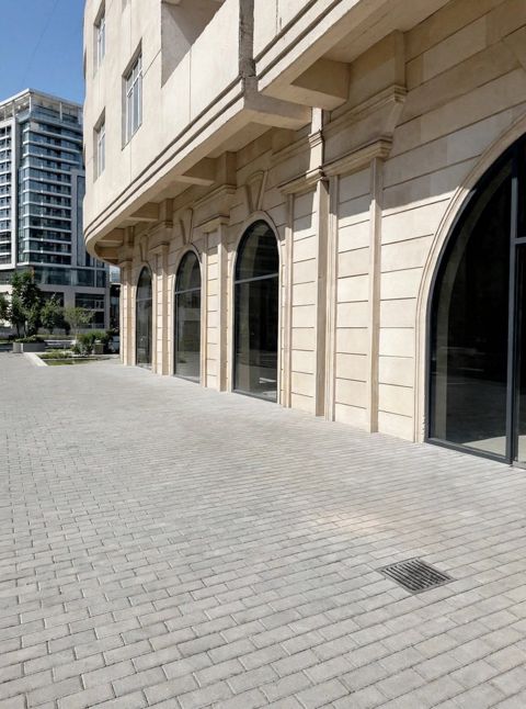 Satılır obyekt 50 m² — Bakı