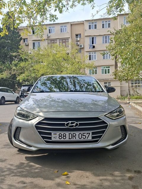 Hyundai Elantra, 2.0 L, 2018 il, 107 000 km — Bakı