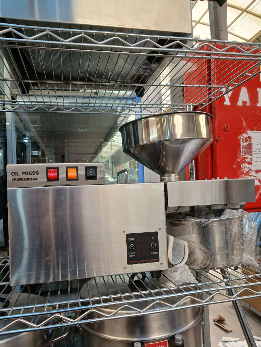 Yağ çəkən aparat Yağ çəkən aparatlar. yaqçəkən aparat yaq çəkən — Mətbəx kombinaları və maşınları, Bakı (3)