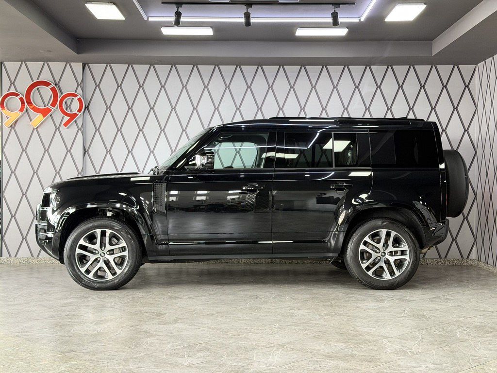 Land Rover Defender, 3.0 L, 2024 il, 25 000 km — Avtomobillər, Bakı (6)
