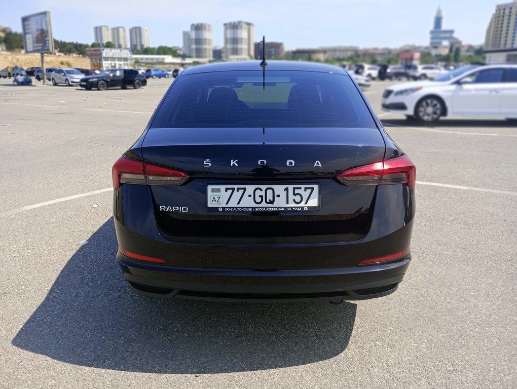 Skoda Rapid, 1.6 L, 2021 il, 160 000 km 77-GQ-157 — Avtomobillər, Bakı (5)