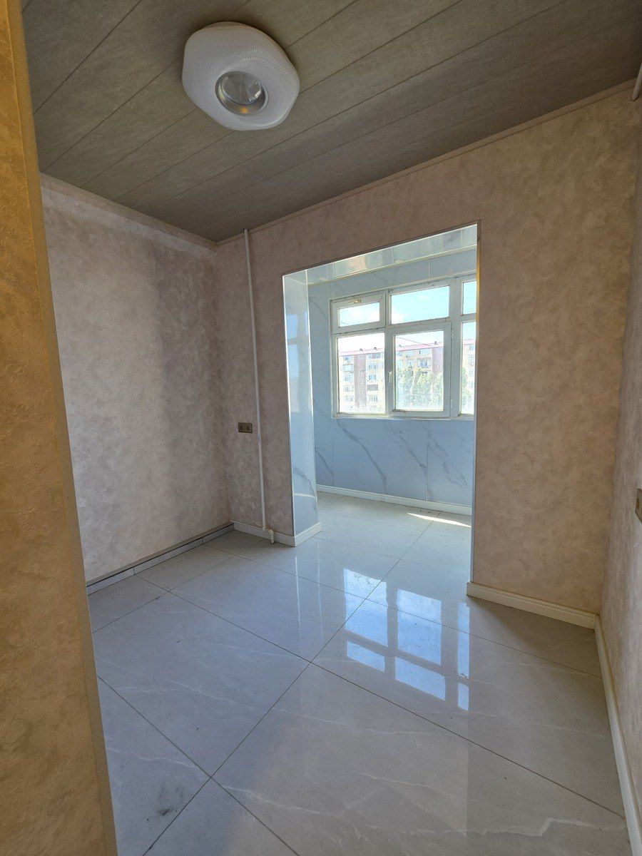 Satılır 2 otaqlı köhnə tikili 65 m² — Mənzil, Bakı (6)