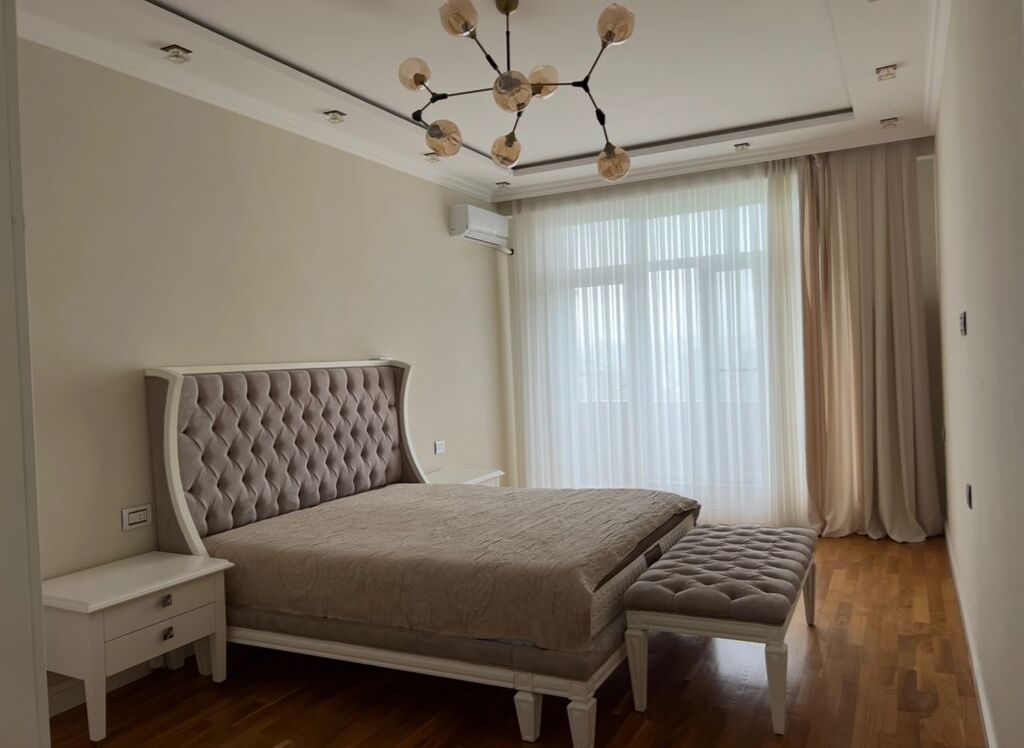 Satılır 3 otaqlı yeni tikili 195 m² — Mənzil, Bakı (9)