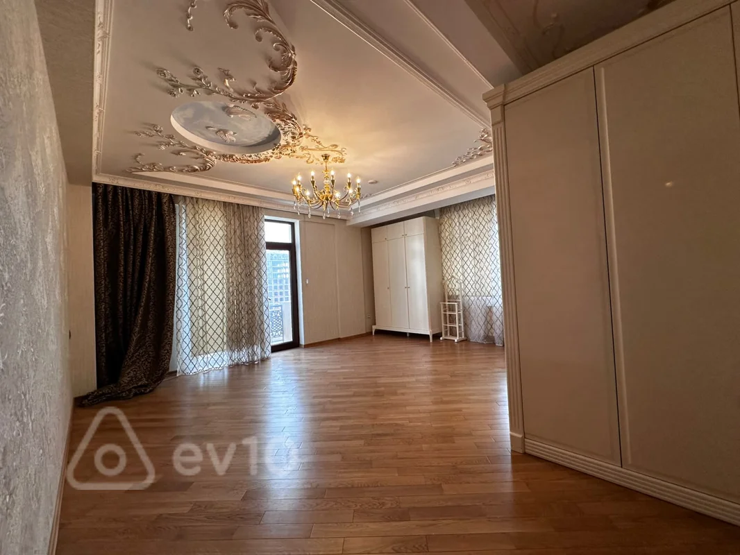 4 otaqlı mənzil, 210 m², Ağa Nemətulla küçəsi — kirayə — Mənzil, Bakı (8)