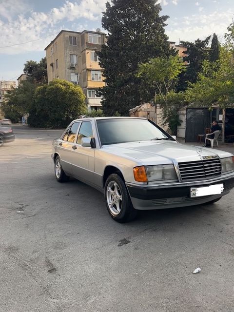 Mercedes 190, 2.0 L, 1991 il, 246 000 km — Bakı