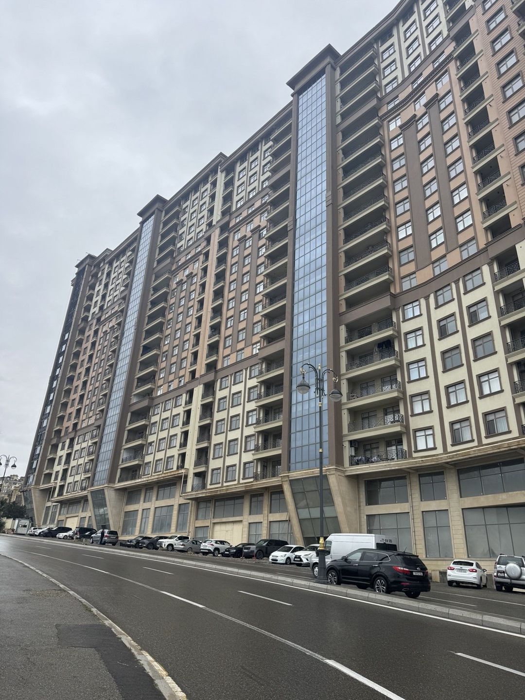 Satılır 3 otaqlı yeni tikili 140 m² — Mənzil, Bakı