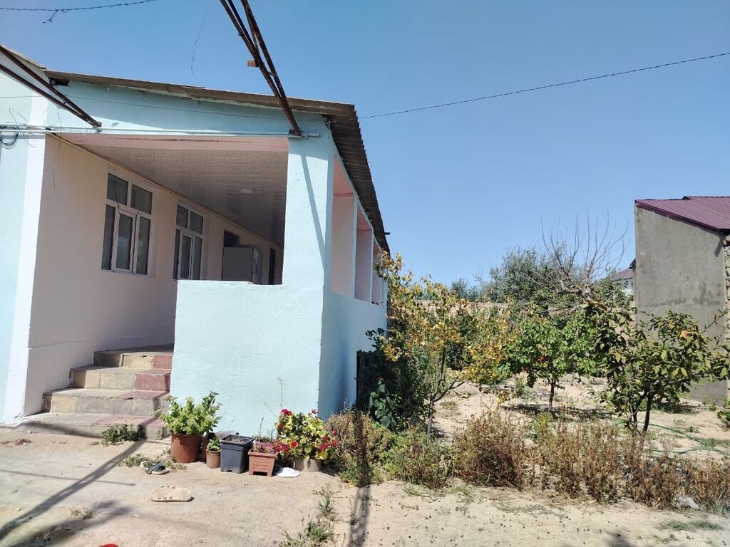 Bağ evi/sahə ilə birlikdə ev - 1 mərtəbəli həyət evi, geniş eyvanlı — Ev, villa, Bakı (4)