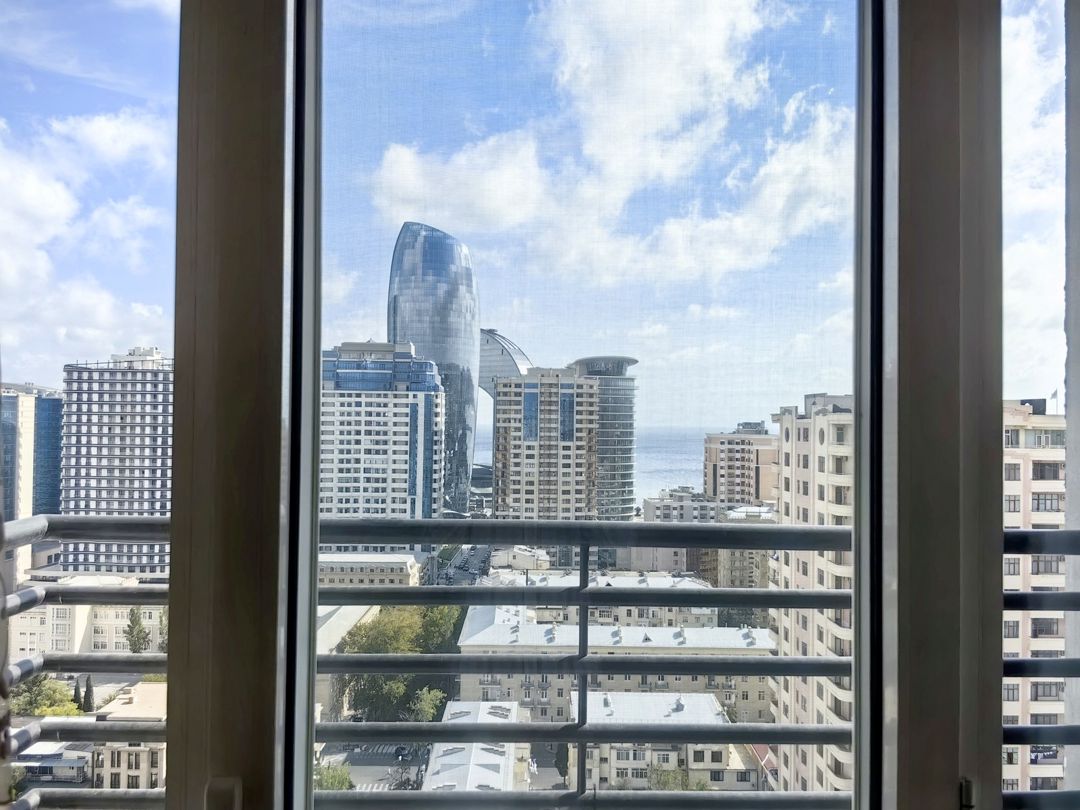 Satılır 4 otaqlı yeni tikili 194 m² — Mənzil, Bakı (9)