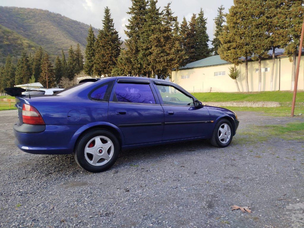 Opel Vectra, 1.8 L, 1996 il, 365 000 km 50-DU-543 — Avtomobillər, Qax (12)