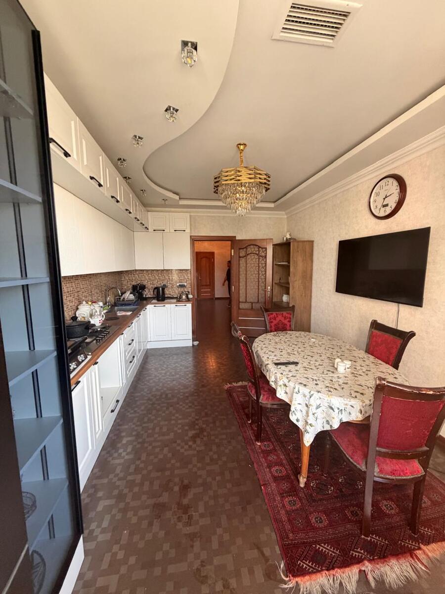 Satılır 4 otaqlı yeni tikili 168 m² — Mənzil, Bakı (7)