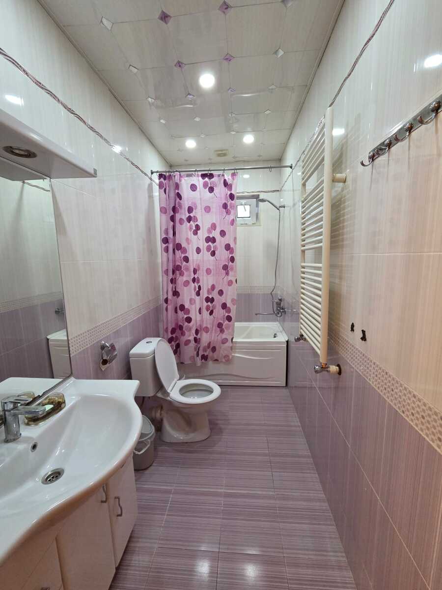 İcarəyə verilir 8 otaqlı həyət evi/bağ evi 220 m² — Ev, villa, Bakı (12)