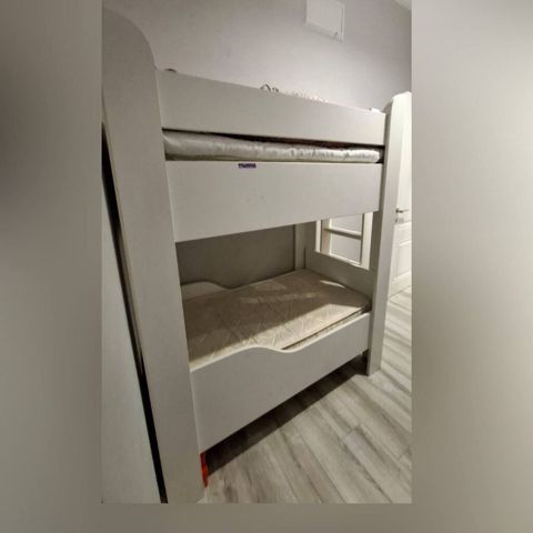 Ikimertebeli carpayi 150 azn Real aliciya endirim var Olcusu 140x90 — Bakı