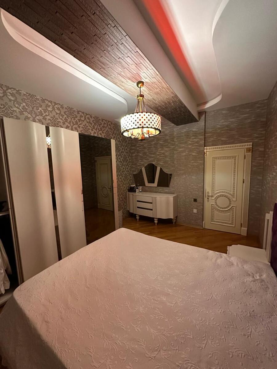 Satılır 4 otaqlı yeni tikili 180 m² — Mənzil, Bakı (5)