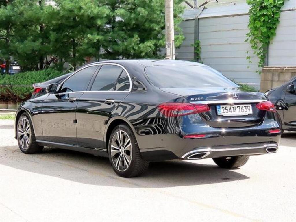 Mercedes E 200, 2.0 L, 2021 il, 95 283 km — Avtomobillər (2)