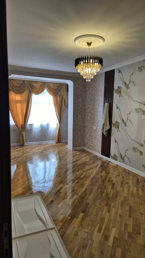 İcarəyə verilir 4 otaqlı köhnə tikili 100 m² — Bakı