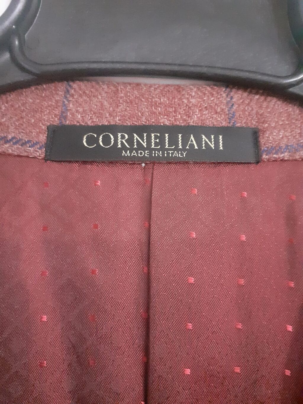 Corneliani kişi pencəyi – Made in Italy Qiymətlə bağlı razılaşmaq — Caketi, Masazır (3)