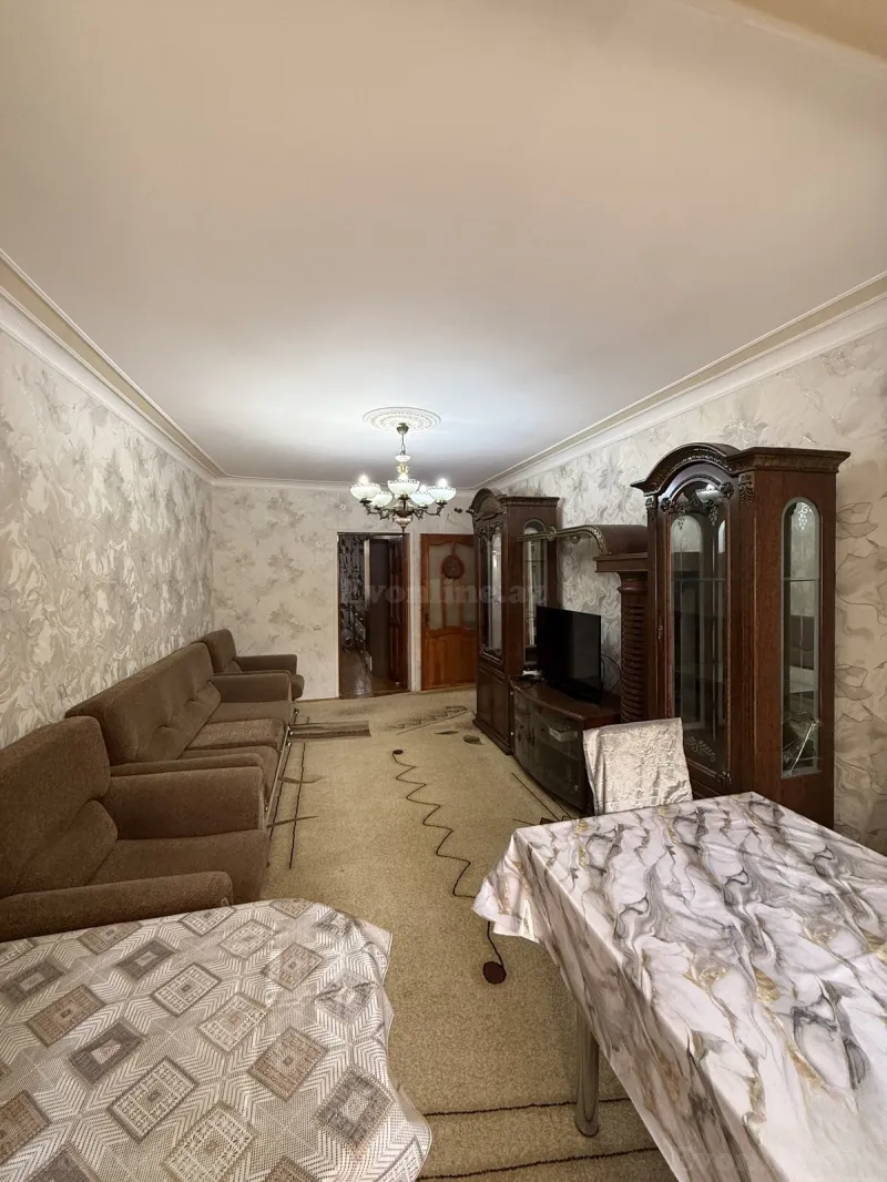 Kirayə verilir 3 otaqlı Mənzil Köhnə tikili 75 m² Bakı, Xətai r., Əhmədli — Bakı