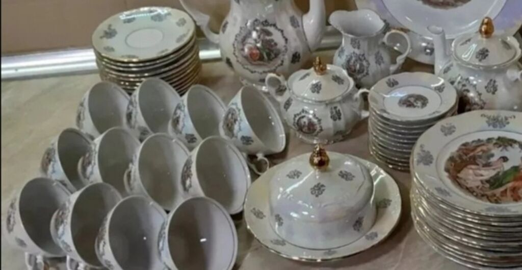 Çay dəsti, Farfor, 12 nəfərlik, Almaniya — Süfrə qabı, Digah (5)