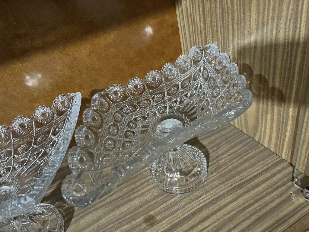Kristal ayaqlı meyvə qabı. 3u 15azn - Material: qalın, şəffaf kəsim — Süfrə qabı, Bakı