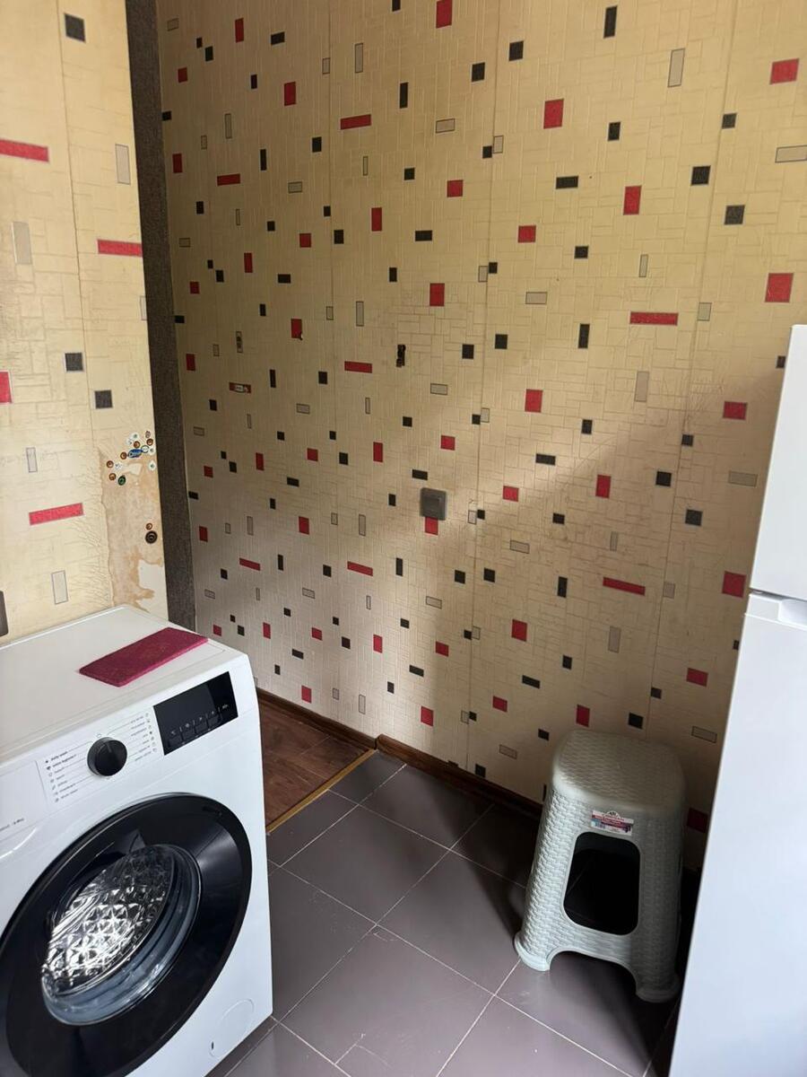 Satılır 1 otaqlı köhnə tikili 30 m² — Mənzil, Bakı (2)