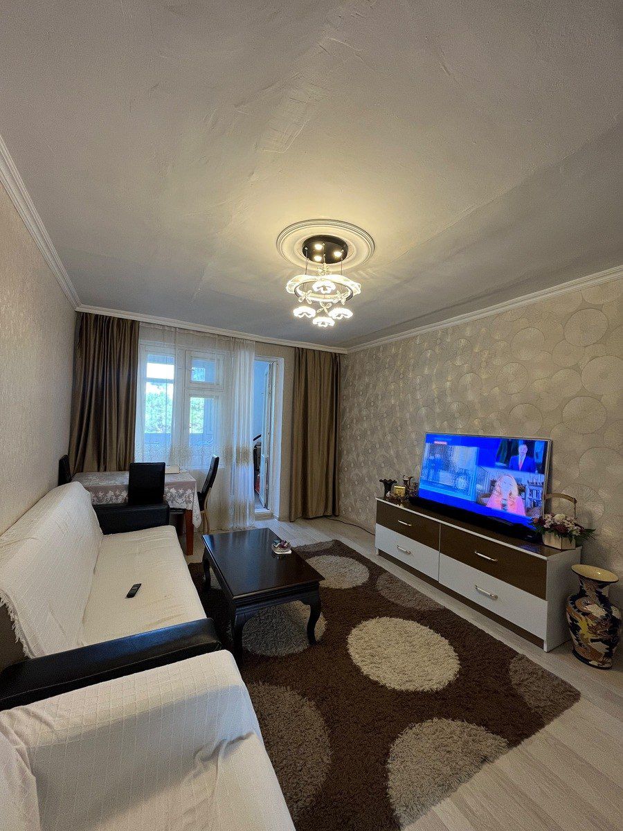 Satılır 2 otaqlı köhnə tikili 53 m² — Mənzil, Bakı (3)