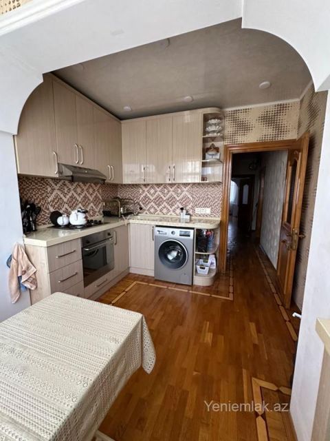 Kirayə 3 otaqlı Bina evi menzil (Köhnə tikili), 110 m², Nərimanov rayonu — Bakı