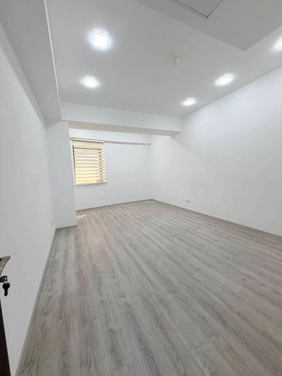 İcarəyə verilir 4 otaqlı ofis 245 m² — Ofis, Bakı (12)