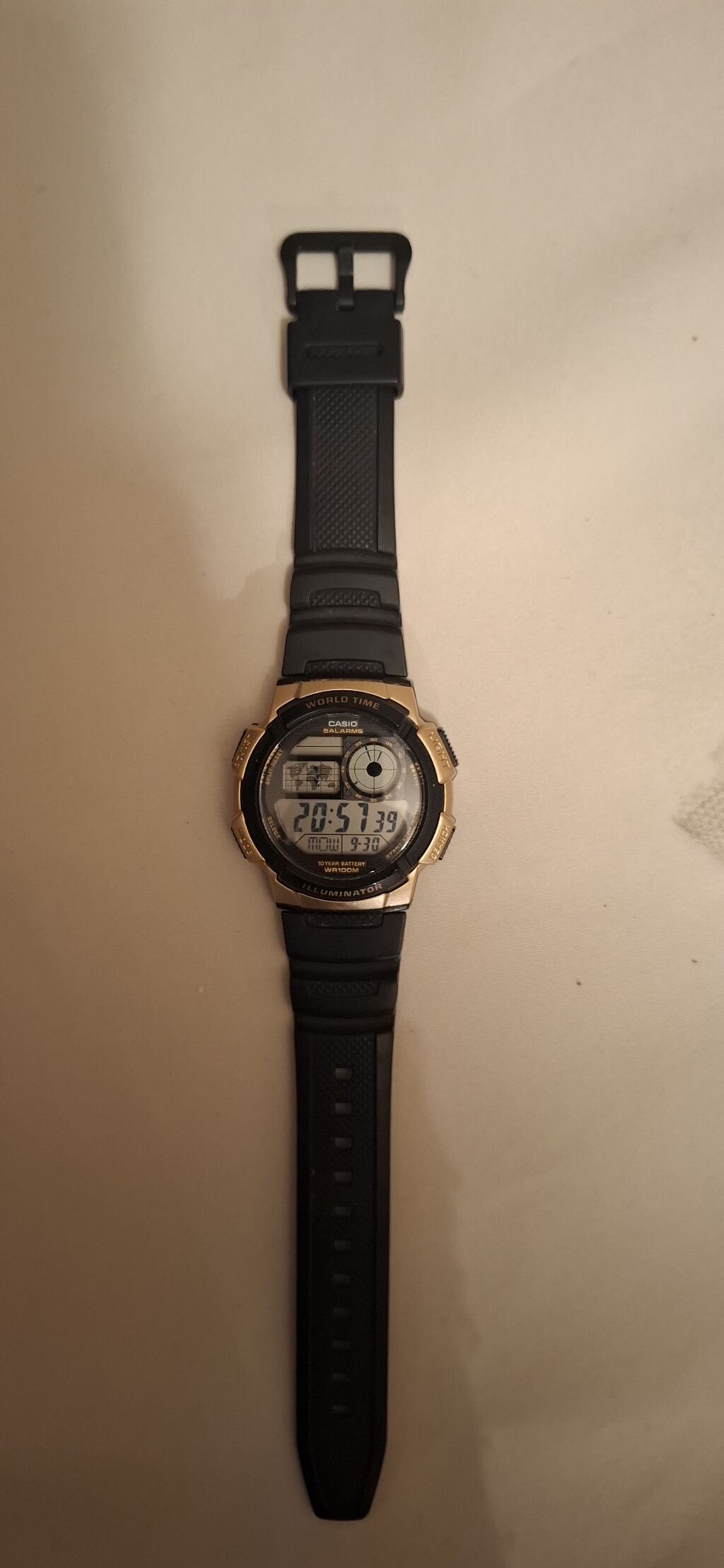 Casio World Time rəqəmsal qol saatı - Model: Casio World Time — Qol saatları, Gəncə