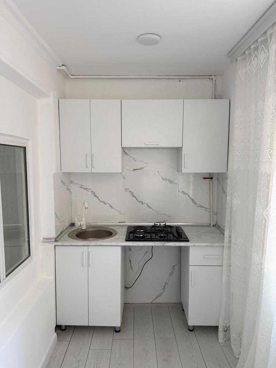 Satılır 2 otaqlı köhnə tikili 60 m² — Mənzil, Bakı (8)