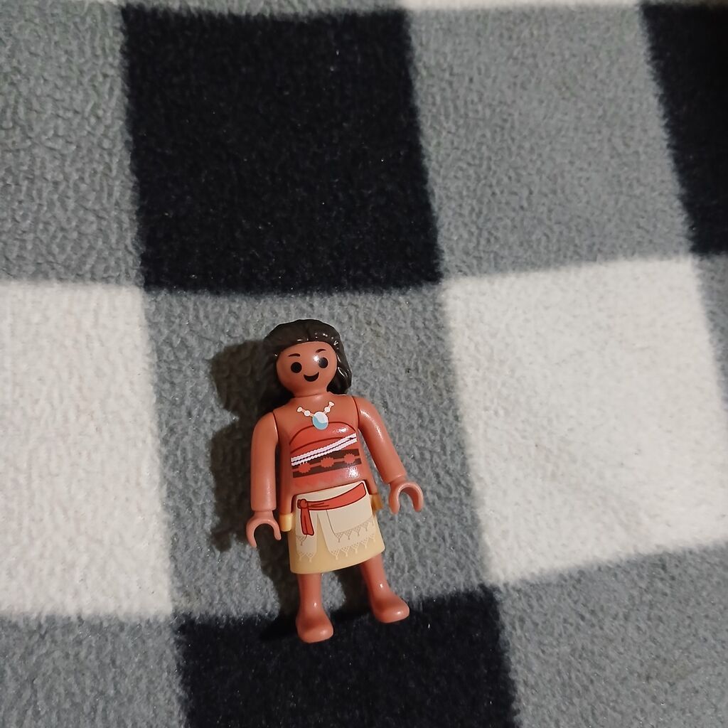 Kinder disney satilir — Oyuncaq figuraları, Bakı