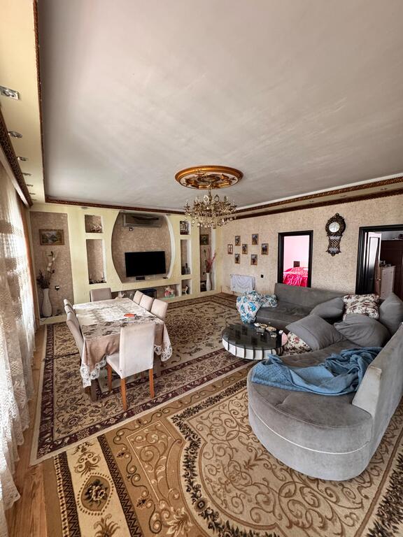 Satılır 5 otaqlı həyət evi/bağ evi 300 m² — Ev, villa, Bakı (7)