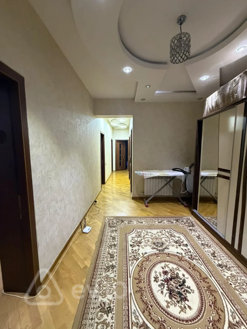 3 otaqlı mənzil, 136 m², 8 noyabr — kirayə — Mənzil, Bakı (2)