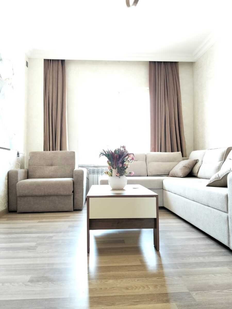 Satılır 2 otaqlı köhnə tikili 60 m² — Mənzil, Bakı