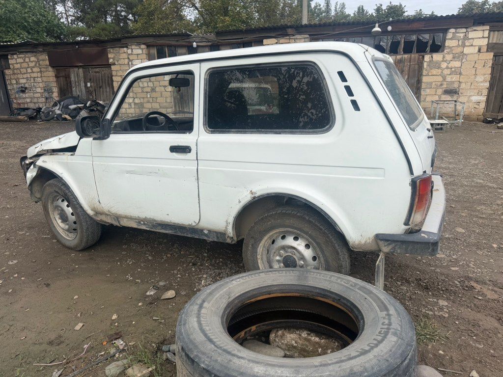 Lada (VAZ) Niva, 1.7 L, 2002 il, 398 232 km 57-CJ-836 — Avtomobillər, Qazax (3)