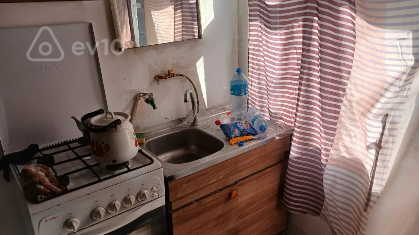 1 otaqlı həyət evi, 20 m², İnşatcilar pr — Ev, villa, Bakı (3)